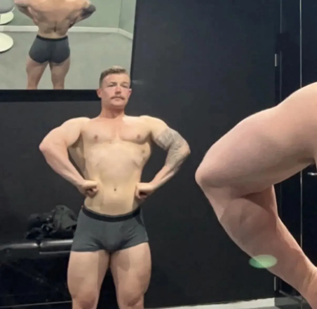 DrhorseJuice in a mirror